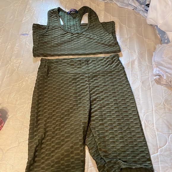 Top bundle - Picture 14 of 15